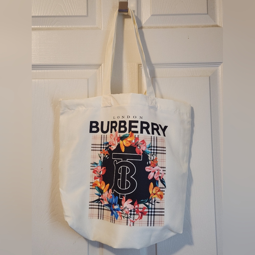 FUN FASHION STYLE TOTE BAG, NWOT - Picture 4 of 8